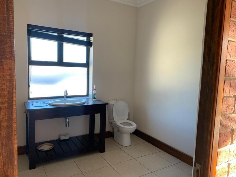 To Let commercial Property for Rent in Mill Park Eastern Cape